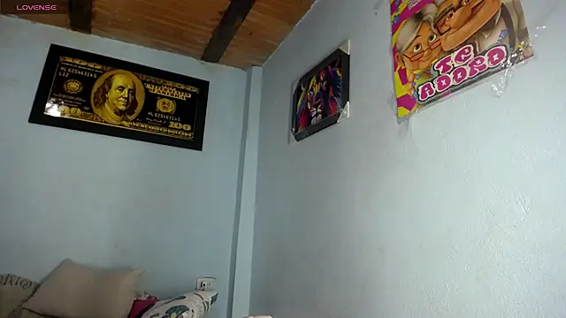 Snapshot of Emily_Hornys20 chatting on 05-30-26, 10:07 Emily Hornys20 online show from 05-30-26, 10:07