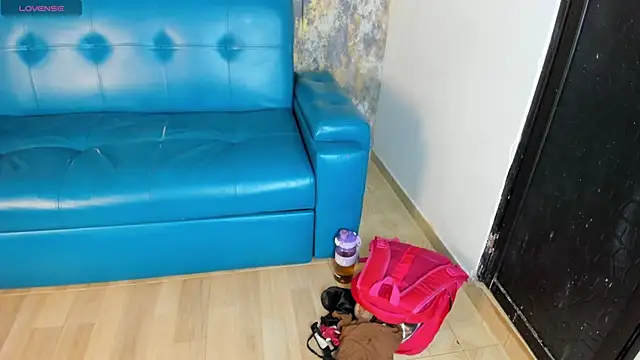 Snapshot of SophiaScottX chatting on 05-30-26, 07:33 SophiaScottX online show from 05-30-26, 07:33