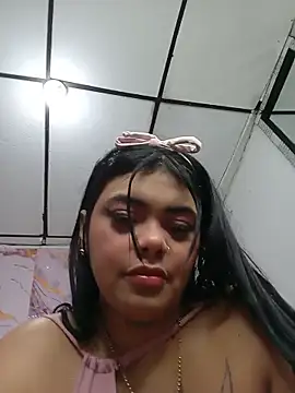 Snapshot of luxuryluna chatting on 05-29-26, 12:30 luxuryluna online show from 05-29-26, 12:30