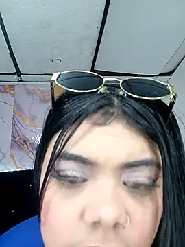 Snapshot of luxuryluna chatting on 05-29-26, 11:47 luxuryluna online show from 05-29-26, 11:47