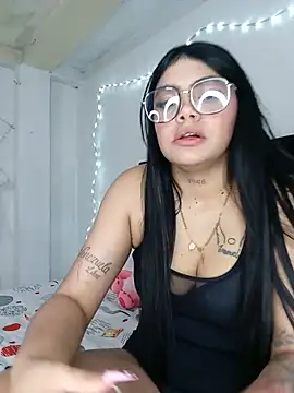 Snapshot of luxuryluna chatting on 07-02-26, 12:32 luxuryluna online show from 07-02-26, 12:32