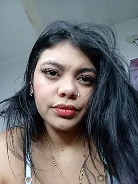 Snapshot of luxuryluna chatting on 07-07-26, 02:36 luxuryluna online show from 07-07-26, 02:36