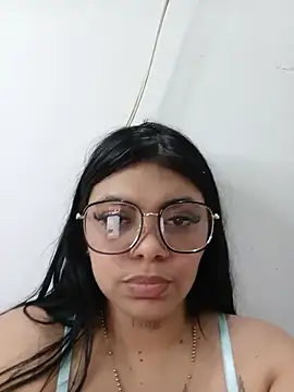 Snapshot of luxuryluna chatting on 07-09-26, 10:03 luxuryluna online show from 07-09-26, 10:03