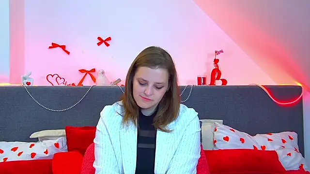 Snapshot of AlexaAvery chatting on 07-01-26, 06:59 AlexaAvery online show from 07-01-26, 06:59