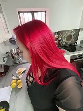 Snapshot of littleEve chatting on 09-11-25, 01:33 littleEve online show from 09-11-25, 01:33