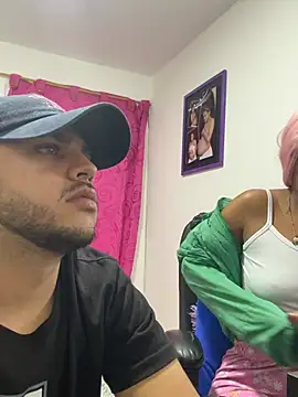ladyandnico online show from 07-18-26, 04:05