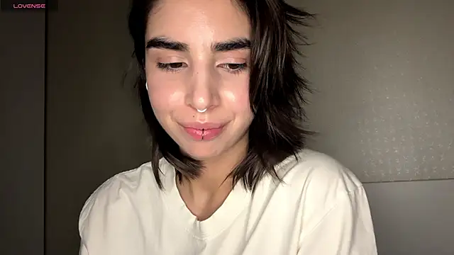 JessiaRuezga online show from 07-01-26, 01:24