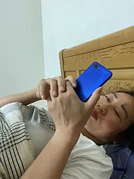 Linda-babyy online show from 05-19-26, 11:55