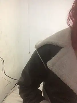 Snapshot of -Nataly chatting on 05-19-26, 12:00 -Nataly online show from 05-19-26, 12:00