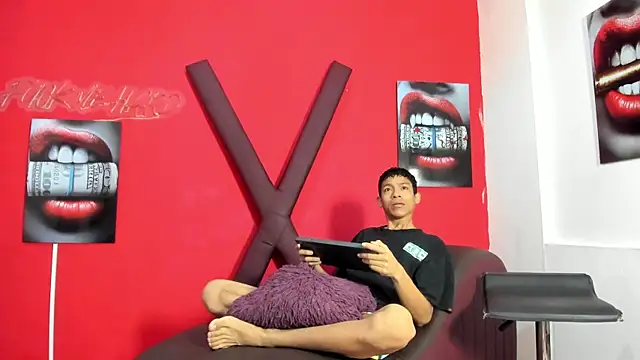 Snapshot of GREAT_BALLS chatting on 05-20-26, 01:34 GREAT BALLS online show from 05-20-26, 01:34