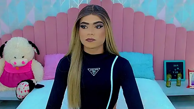 Snapshot of ariadnna_princes chatting on 05-20-26, 04:29 ariadnna princes online show from 05-20-26, 04:29