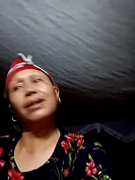 Snapshot of zanalove chatting on 05-15-26, 12:45 zanalove online show from 05-15-26, 12:45
