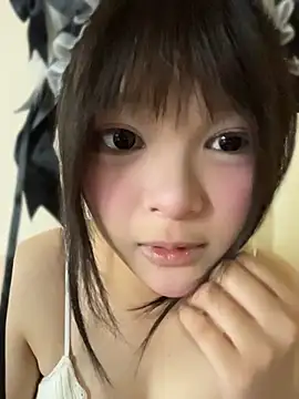 Snapshot of _Jannie chatting on 07-08-26, 01:48 Jannie online show from 07-08-26, 01:48
