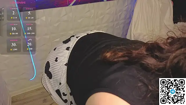 Snapshot of Mary_F0x chatting on 06-27-26, 12:22 Mary F0x online show from 06-27-26, 12:22