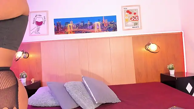Anniie Fox  online show from 07-08-26, 01:04