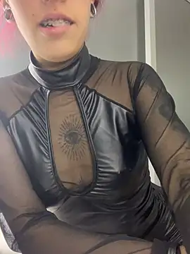 Snapshot of MeraSecretXXX chatting on 05-28-26, 12:24 MeraSecretXXX online show from 05-28-26, 12:24