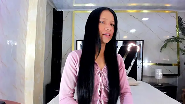 SophiieCalloway1 online show from 05-30-26, 01:52
