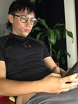 Snapshot of Salvatore_angelo chatting on 06-05-26, 03:13 Salvatore angelo online show from 06-05-26, 03:13