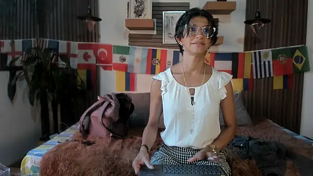 Snapshot of Evaa_campbell chatting on 07-11-26, 12:30 Evaa campbell online show from 07-11-26, 12:30