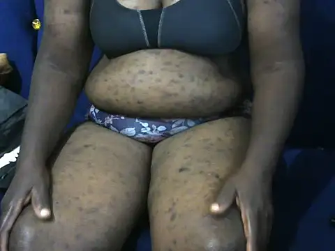 Snapshot of Sexypat3 chatting on 06-06-26, 01:43 Sexypat3 online show from 06-06-26, 01:43