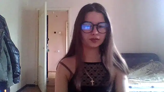 Snapshot of Bellochka201 chatting on 05-21-26, 08:43 Bellochka201 online show from 05-21-26, 08:43