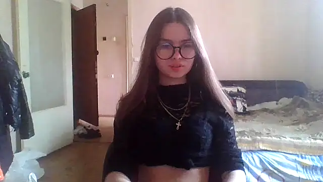 Snapshot of Bellochka201 chatting on 05-27-26, 08:44 Bellochka201 online show from 05-27-26, 08:44