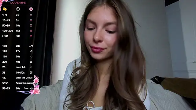 Snapshot of BerryLust chatting on 05-18-26, 06:52 BerryLust online show from 05-18-26, 06:52