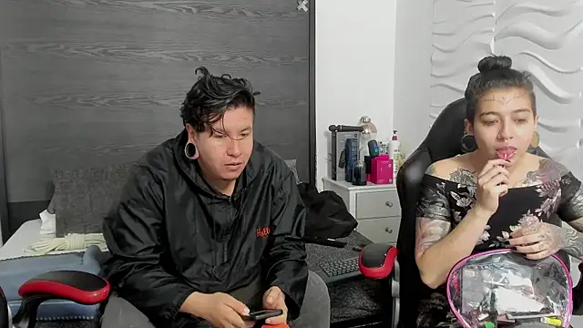 Snapshot of inkedsinners_ chatting on 07-16-26, 02:01 inkedsinners online show from 07-16-26, 02:01
