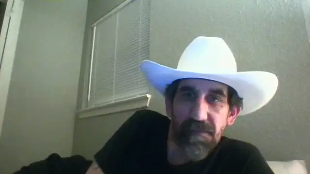 Snapshot of old_Domino chatting on 05-23-26, 10:08 old Domino online show from 05-23-26, 10:08