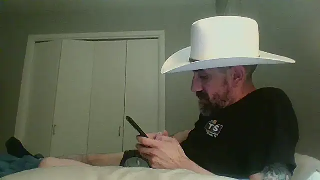Snapshot of old_Domino chatting on 05-31-26, 07:37 old Domino online show from 05-31-26, 07:37