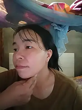 Snapshot of Baby_hott chatting on 07-23-26, 06:44 Baby hott online show from 07-23-26, 06:44
