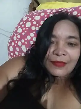 Snapshot of Ariais50 chatting on 06-07-26, 01:43 Ariais50 online show from 06-07-26, 01:43