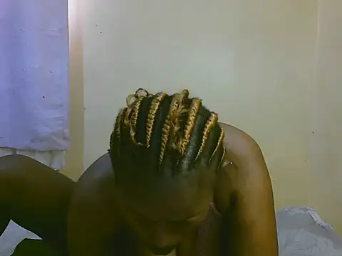 Snapshot of Sexy-Latasha chatting on 05-26-26, 07:15 Sexy-Latasha online show from 05-26-26, 07:15