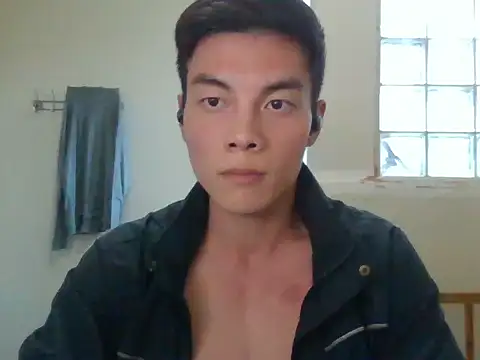 Snapshot of Allen8707 chatting on 06-06-26, 02:16 Allen8707 online show from 06-06-26, 02:16