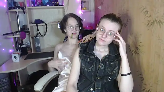   Freya    online show from 05-24-26, 03:39