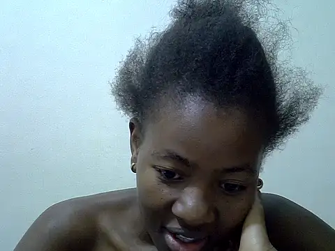 sweetmoh1 online show from 07-13-26, 12:30