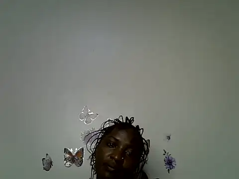 Snapshot of Sansa_s chatting on 05-23-26, 08:24 Sansa s online show from 05-23-26, 08:24