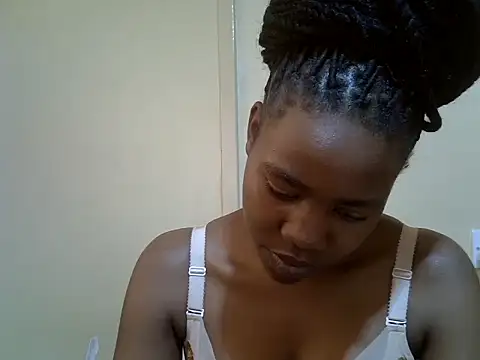 Snapshot of cocoa_muse chatting on 07-20-26, 11:45 cocoa muse online show from 07-20-26, 11:45