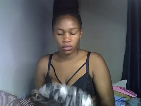 Snapshot of ANGEL_MIA23 chatting on 06-16-26, 10:01 ANGEL MIA23 online show from 06-16-26, 10:01