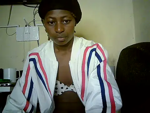Snapshot of Therry-heart chatting on 06-23-26, 05:27 Therry-heart online show from 06-23-26, 05:27