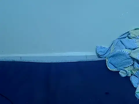 Snapshot of sexy_candi chatting on 05-26-26, 09:33 sexy candi online show from 05-26-26, 09:33