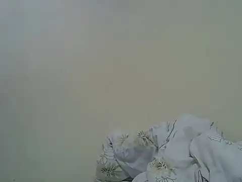 Snapshot of sexy_candi chatting on 06-04-26, 09:59 sexy candi online show from 06-04-26, 09:59