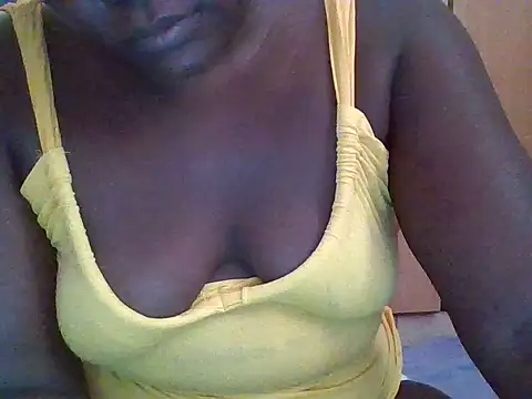Snapshot of prettyafricanquen chatting on 07-12-26, 05:42 prettyafricanquen online show from 07-12-26, 05:42