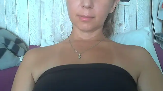 Bella--White online show from 07-01-26, 06:59
