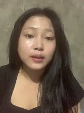 Snapshot of hinami-lo chatting on 05-17-26, 08:23 hinami-lo online show from 05-17-26, 08:23