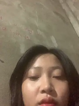 Snapshot of hinami-lo chatting on 05-24-26, 12:10 hinami-lo online show from 05-24-26, 12:10