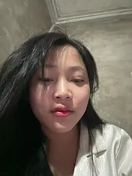 Snapshot of hinami-lo chatting on 05-27-26, 02:47 hinami-lo online show from 05-27-26, 02:47