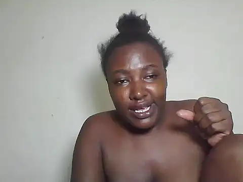 Snapshot of Blackqueen5 chatting on 07-09-26, 10:14 Blackqueen5 online show from 07-09-26, 10:14