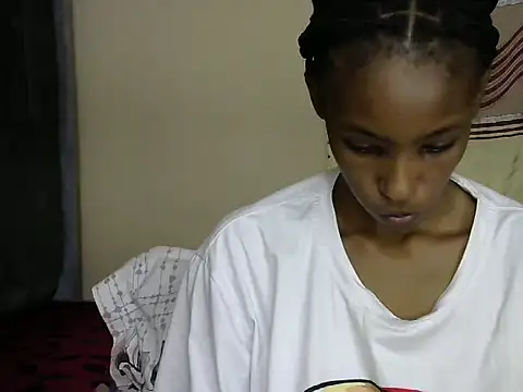 Snapshot of slim_ebon chatting on 05-17-26, 04:25 slim ebon online show from 05-17-26, 04:25