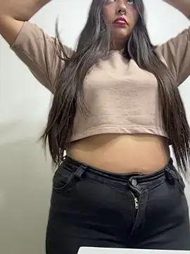 Snapshot of Catalina_kiss chatting on 05-25-26, 11:11 Catalina kiss online show from 05-25-26, 11:11